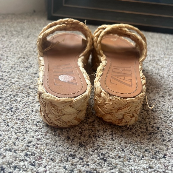 Zara Platform Wicker Sandals - Picture 5 of 5